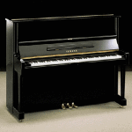 YAMAHA_U1A