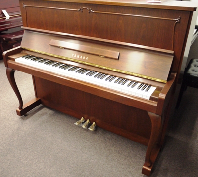 YAMAHA U10wnC